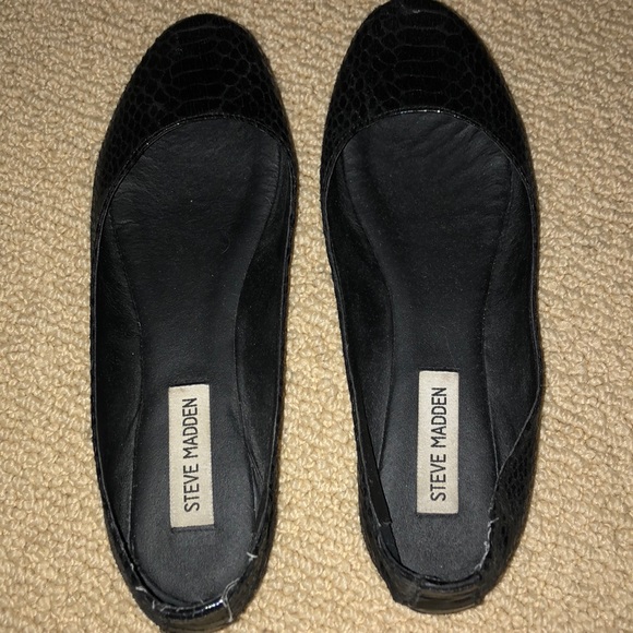 Steve Madden Black ballet flats - Picture 3 of 3